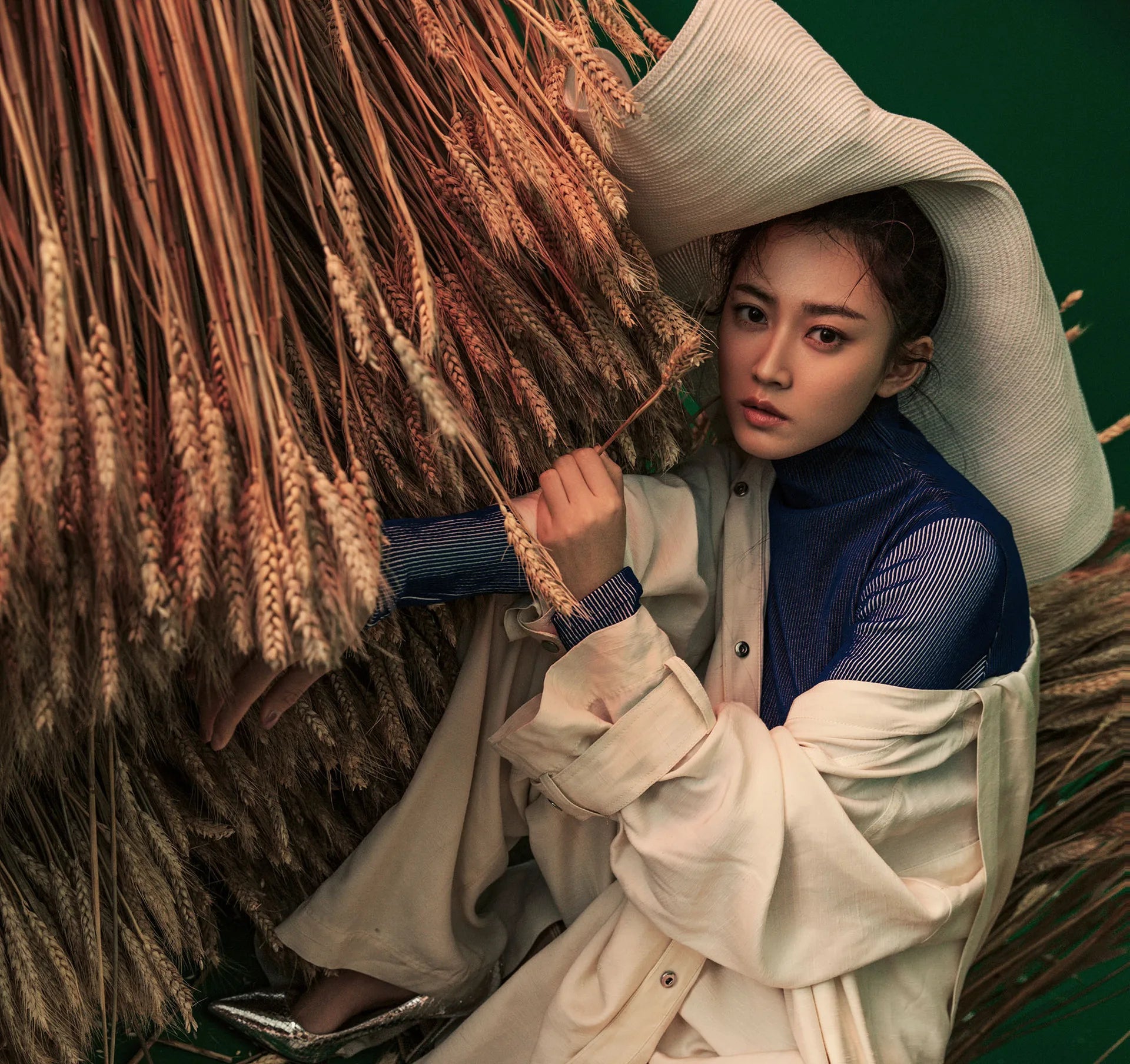 60cm Oversized Foldable Straw Sun Hat