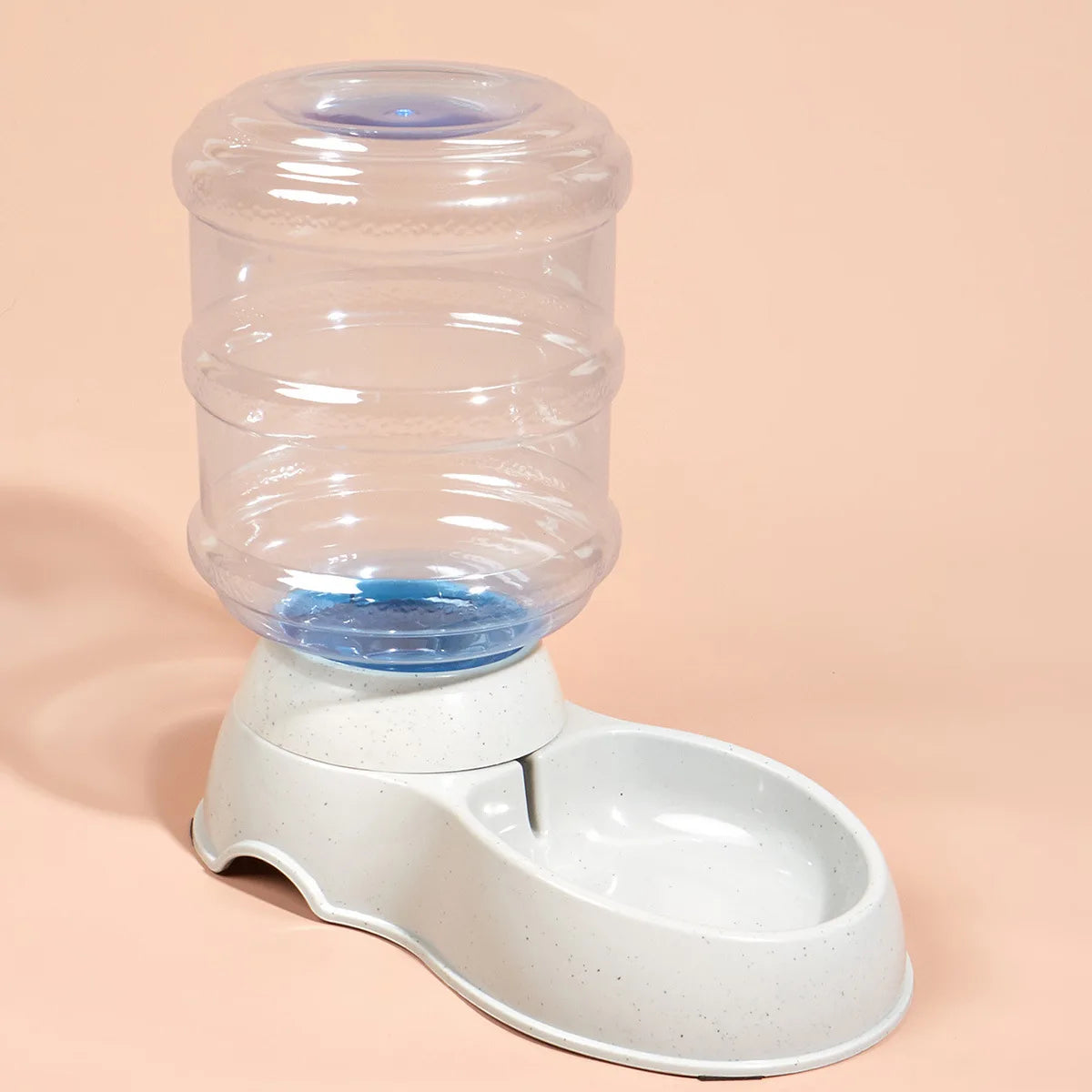 Cat and Dog Feeders Pet Water Dispensers Large Water Storage Capacity Dispensers Pet Automatic Water Dispensers Anti Knock