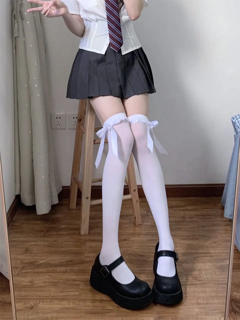 Lace Ribbon Knee High Socks