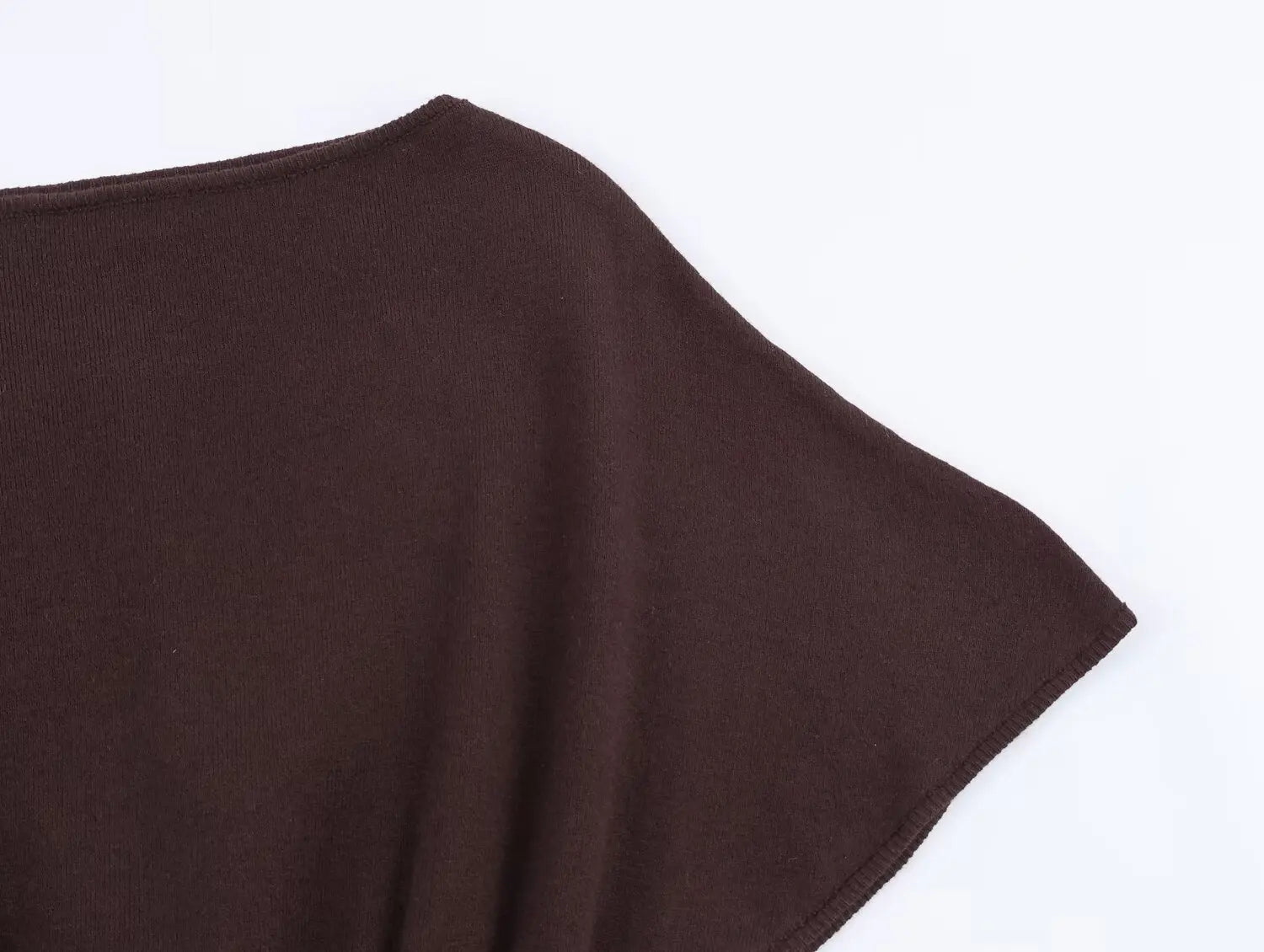 TFMLN Slash Neck Tiered Knit Pullover