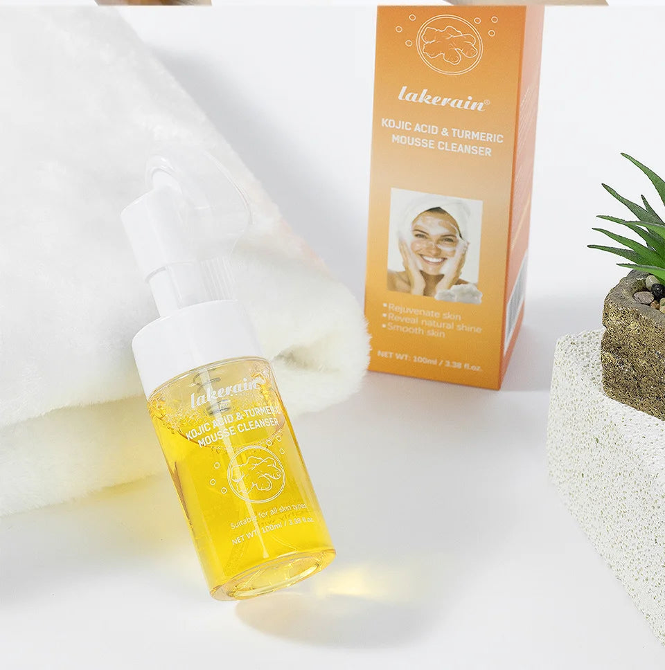 Turmeric Kojic Acid Cleansing Mousse