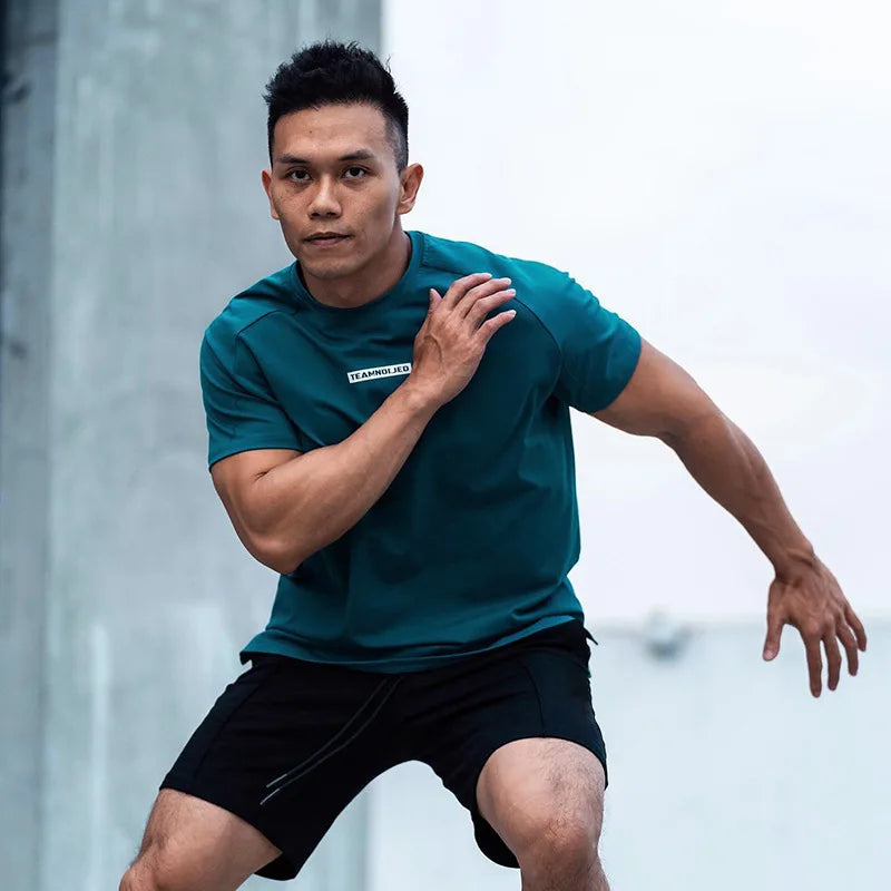 Men's Gym T Shirts Quick Dry Short Sleeve Summer Sports T-shirt Elastic Fitness Workout Tops Casual Bodybuilding Athletic Tee