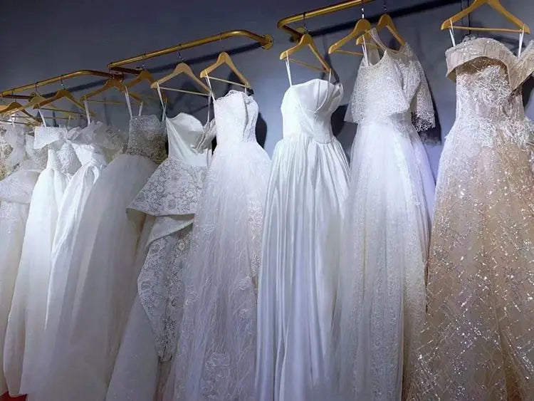 Elegant Ball Gown Off Shoulder Wedding Dress For Women 2026 Princess Bride Sexy Sweetheart Beaded Appliques Lace Up Bridal Gowns