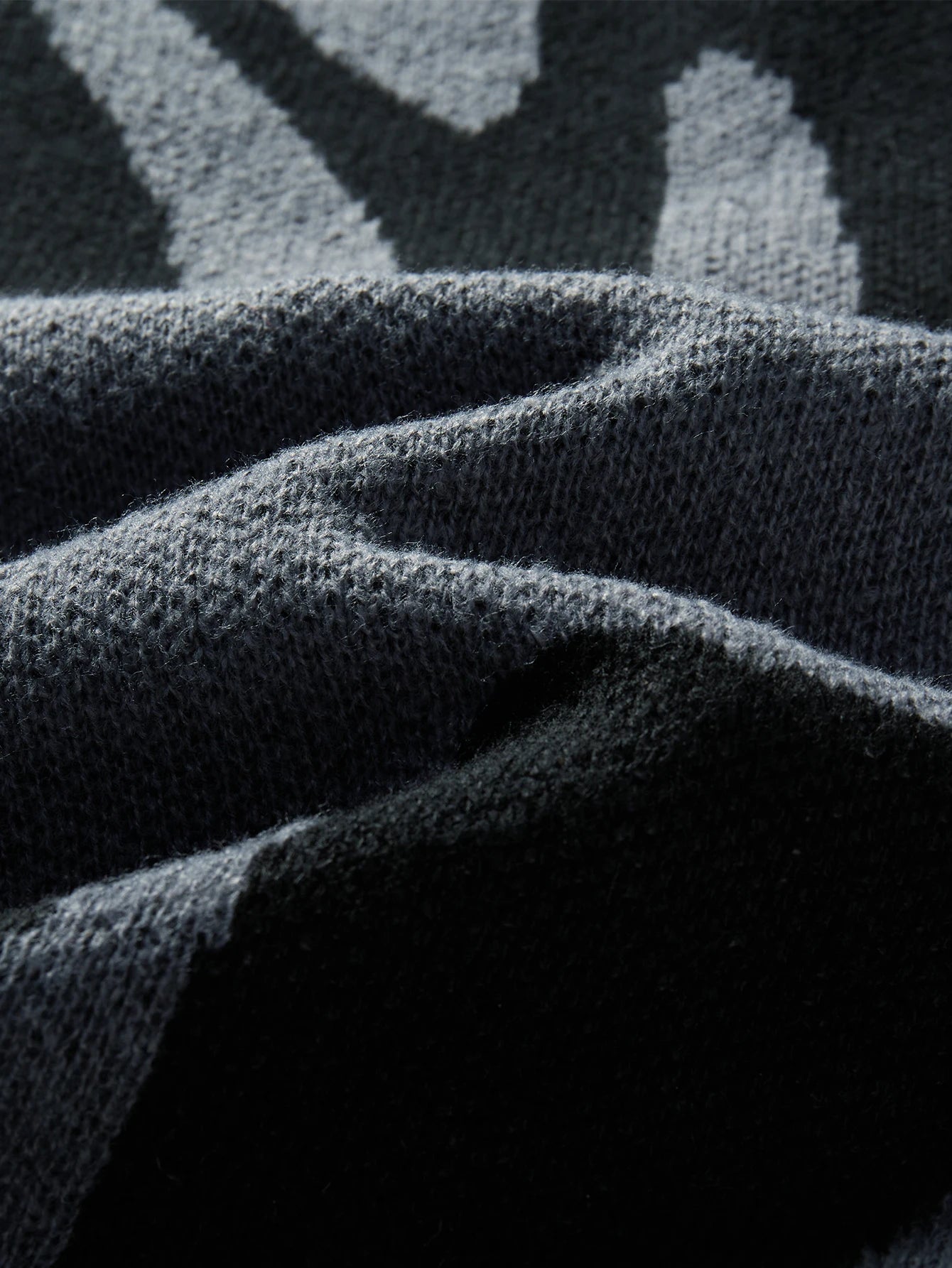 Geometric Knit Contrast Pullover Sweater