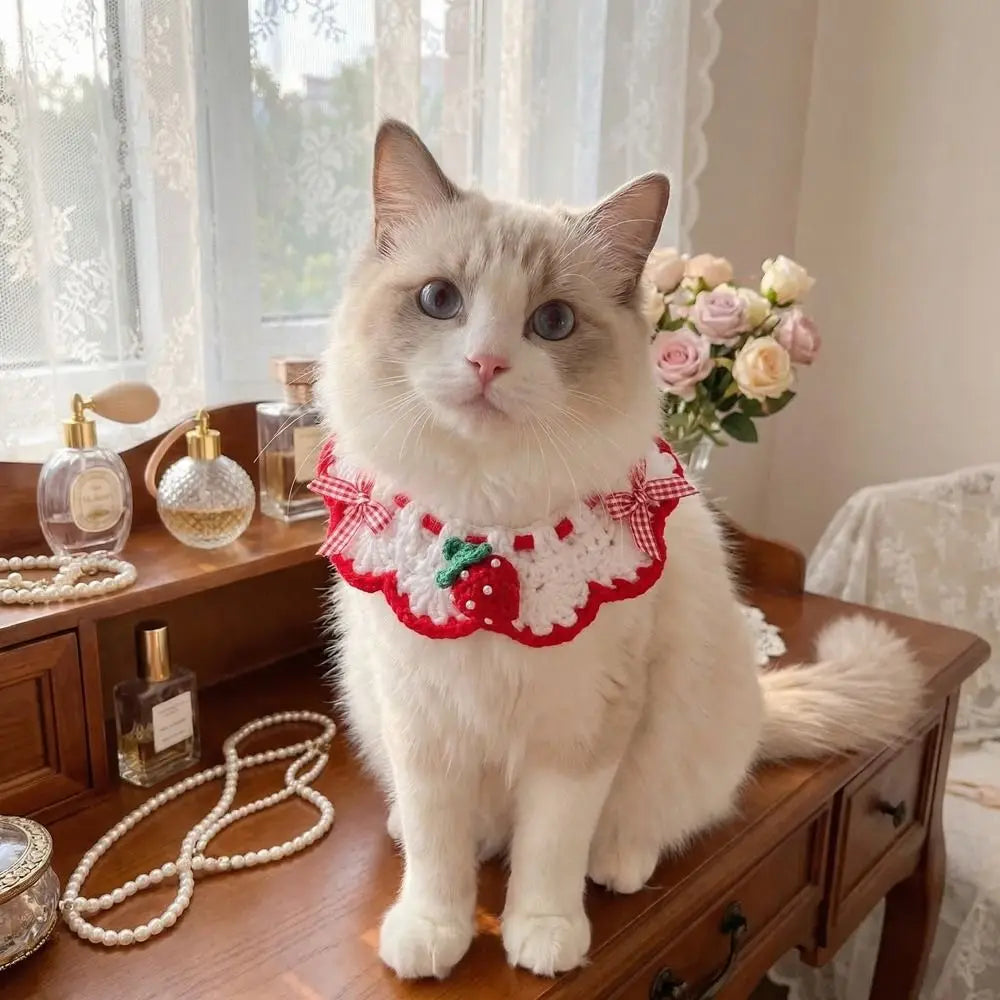 Pet Accessories Adjustable Flower Pet Scarf Bib Sweet Handmade Cat Strawberry Collar Decorative Cozy Cat Woven Bib Photo Shoots