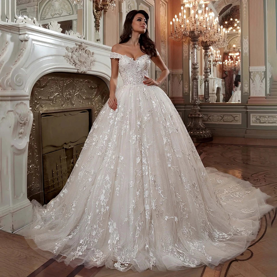Elegant Ball Gown Off Shoulder Wedding Dress For Women 2026 Princess Bride Sexy Sweetheart Beaded Appliques Lace Up Bridal Gowns