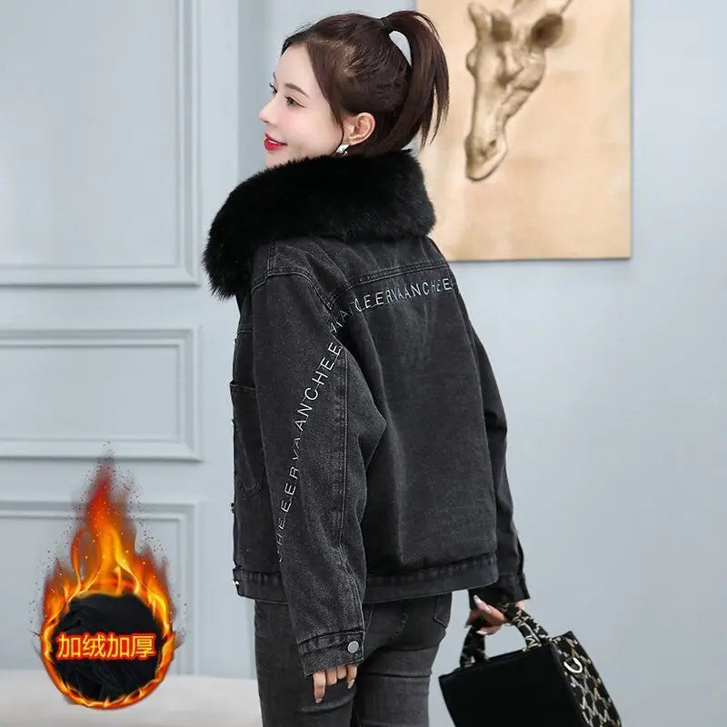 Coats Jean Jackets Women 2025 Winter Denim Jacket Designer Very Warm Latest Fashion High Quality Woman Coat Overcoat Cowgirl