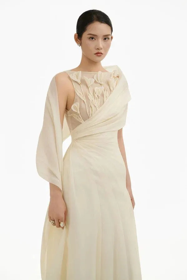 Women's Formal Evening Gowns Ivory Bridesmaid Dress With 3D Floral Applique Draped Cape Evening Dresses Wedding Dress