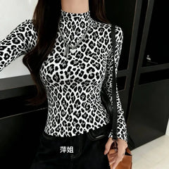 Women's Tops T-shirts Slim Stylish Spring Autumn Winter Loose Long-sleeved Fashion Versatile Bottoming Shirts