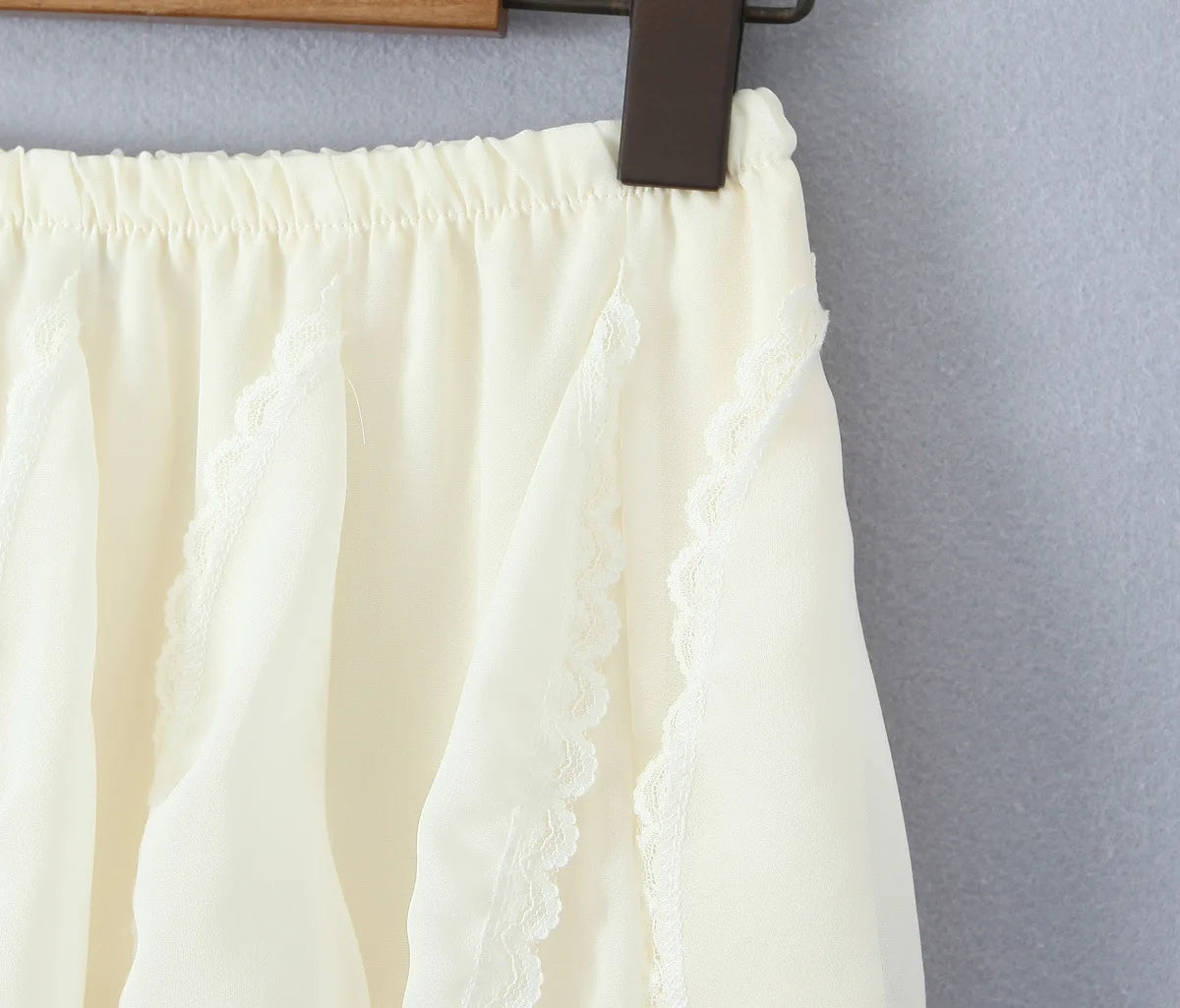 Summer Clothes Pleated Skirts Women Mini Skirts Luxury Designer Ruffle Skirts Elegant Japanese Y2k Black Lace Skirts Lace Trim