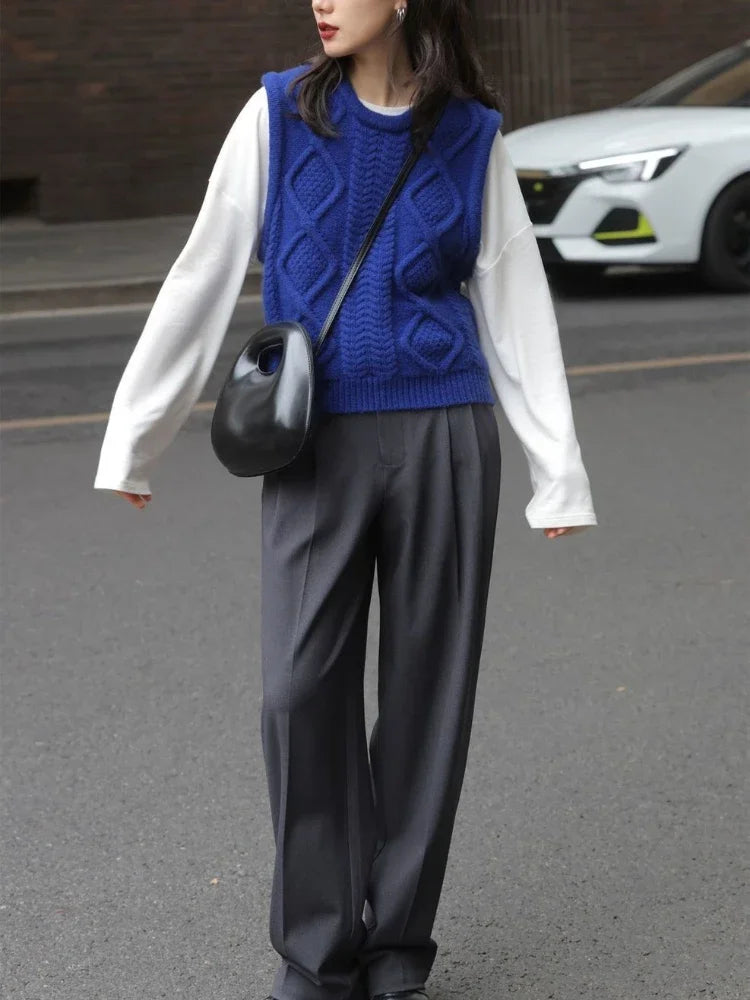 Minimal Knit Sweater Vest Women