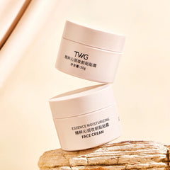 Apply the Cream Before Makeup, Moisturizing Foundation Cream - Lasting Moisturizing, Creating a Natural Foundation
