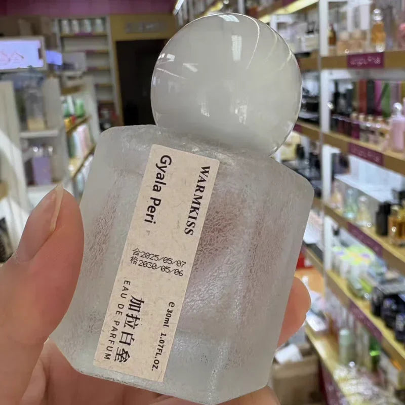 Meto Clouds Mist Perfume Spray Lady Body Fragrance Fresh Elegant Scent Floral Fruity Notes Daily Wear Office Dating Pocket Size