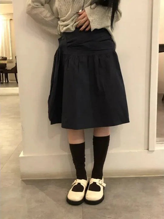 Chic Korean Style  Skirt for Young Women Spring Autumn Winter Seasonal Fashionable Inner Wear Casual Versatile Skirt