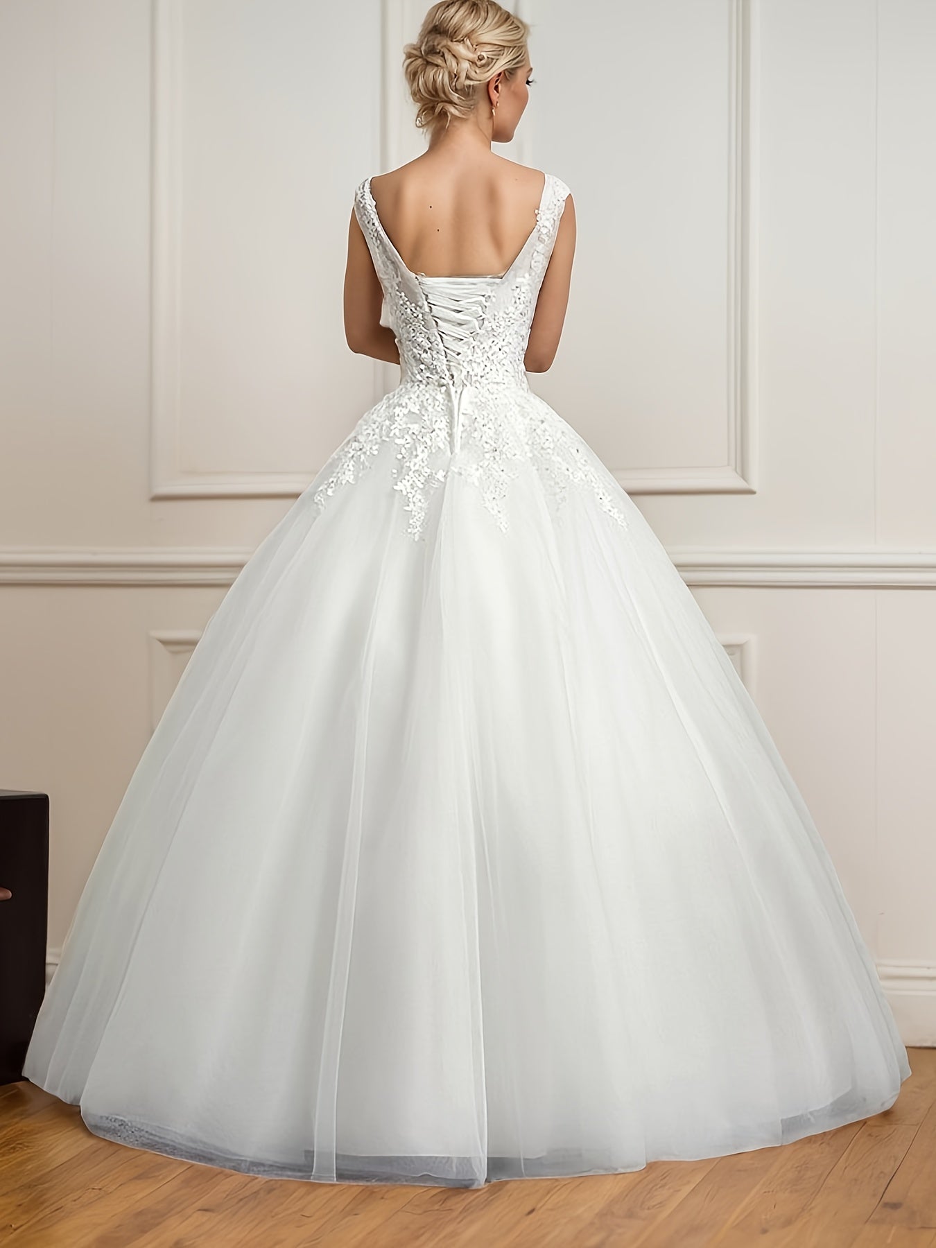 Elegant A-line Wedding Dress For Women, Worsted Lace Embroidery, Mesh Round Neck Embroidery, Suitable For Weddings And Parties