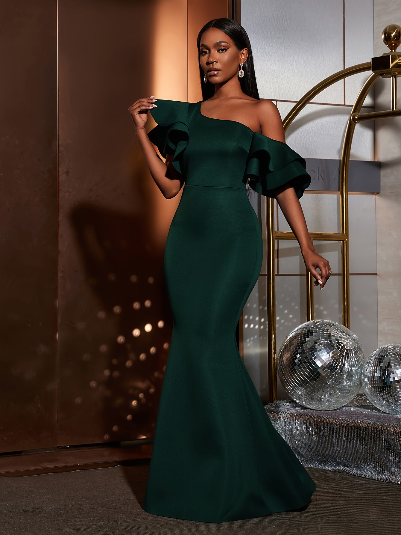 Slant Shoulder Ruffle Wedding Gown