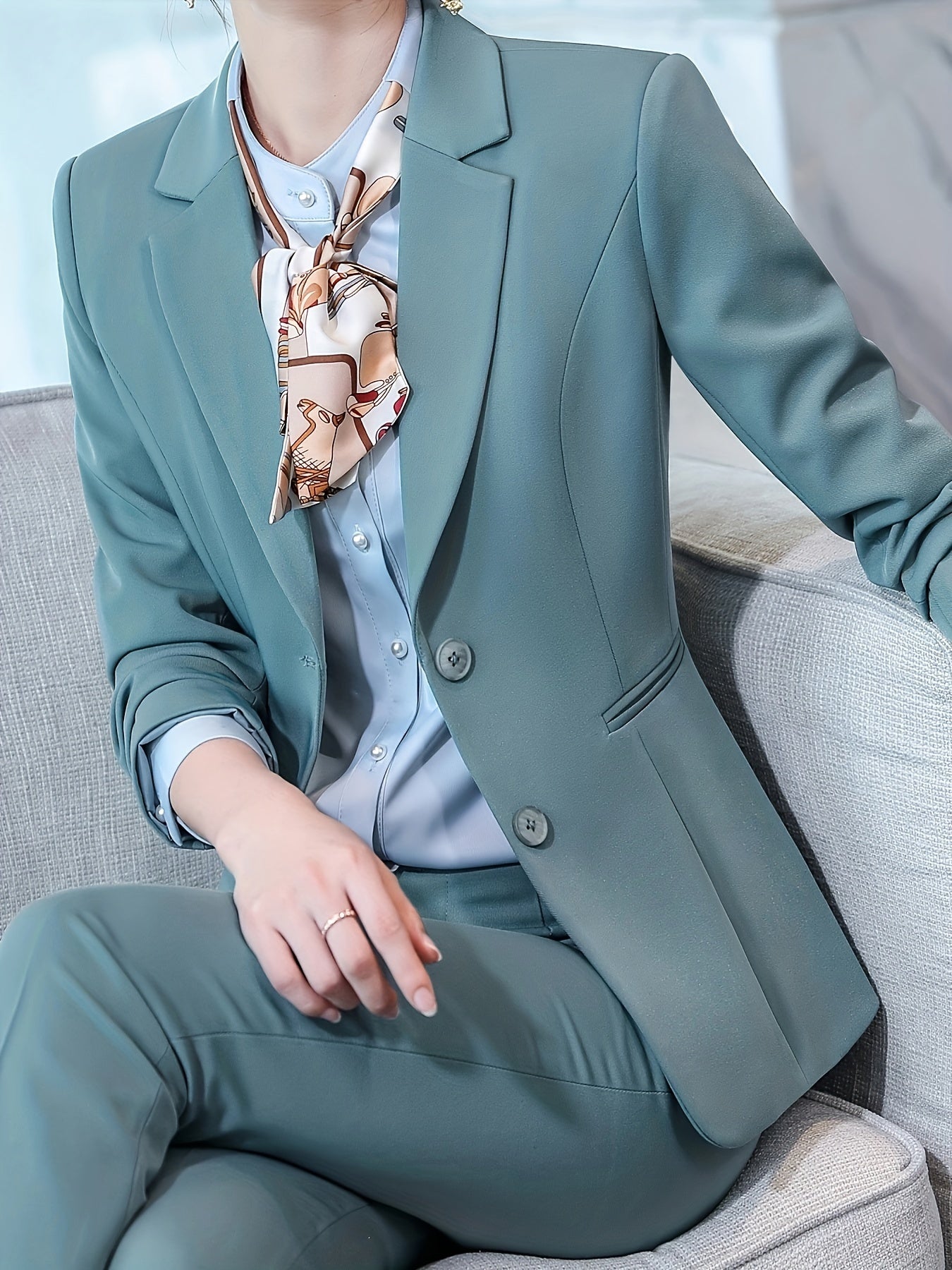 Slim Lapel Woven Blazer